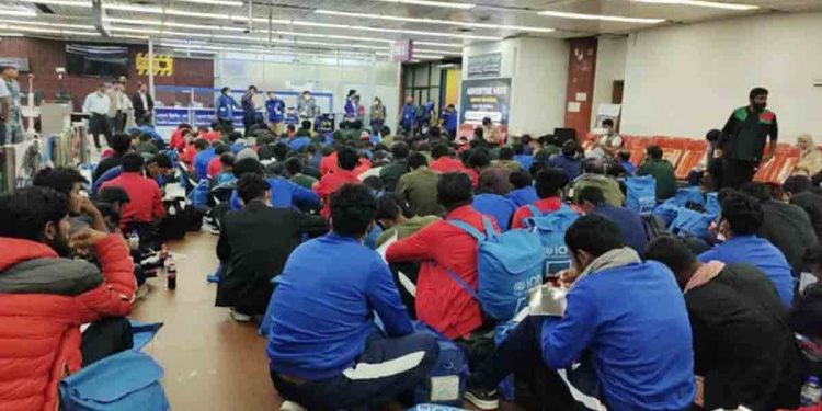 লিবিয়া থেকে ফিরেছেন ১৭৫ বাংলাদেশি