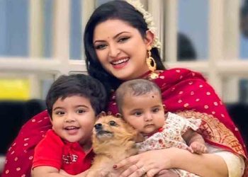 দুই সন্তানসহ হাসপাতালে পরীমণি, মেয়ে আইসিইউতে!