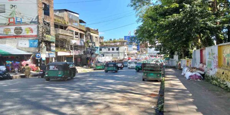 পার্বত্য জেলা রাঙামাটিতে জনজীবন স্বাভাবিক