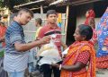 দুর্গাপূজা উপলক্ষে তারেক রহমানের পক্ষ থেকে ১০০ হিন্দু পরিবারে উপহার বিতরণ
