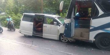 রাঙামাটিতে বাস-মাইক্রোবাস সংঘর্ষে চালকসহ আহত ৪  