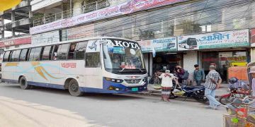 শ্রমিকদের কর্মবিরতিতে রাজশাহী-ঢাকাগামী বাস চলাচল বন্ধ