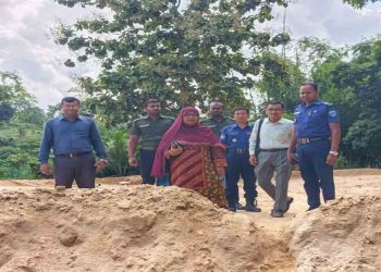 রাঙামাটির মানিকছড়িতে অবৈধ বালু উত্তোলনের অপরাধে ১ লক্ষ টাকার অর্থ দণ্ড