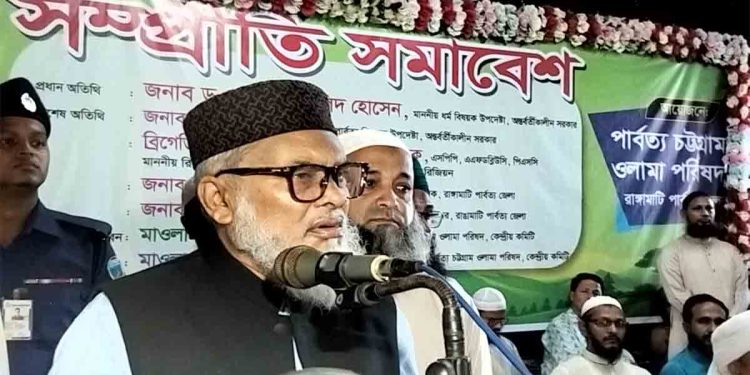 সেফ এক্সিট চাই না, স্বাভাবিক এক্সিট নিয়েই দেশেই থাকবো: ধর্ম উপদেষ্টা ড. আ ফ ম খালিদ