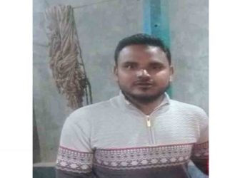 দিনাজপুরে প্রতারক চক্রের লিডার বিএনপি নেতা রাসেল মন্ডল গ্রেফতার