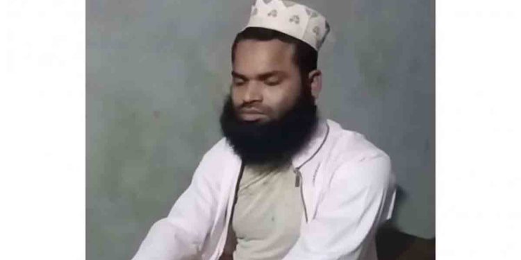 কুড়িগ্রামে আবাসিক শিক্ষার্থীকে ধর্ষণচেষ্টার অভিযোগে মাদ্রাসা শিক্ষক আটক