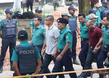 ১৫ সেনা কর্মকর্তাকে গ্রেপ্তার দেখিয়ে কারাগারে পাঠালেন ট্রাইব্যুনাল