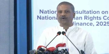 উপদেষ্টাদের কারও সেফ এক্সিটের প্রয়োজন নেই : আসিফ নজরুল