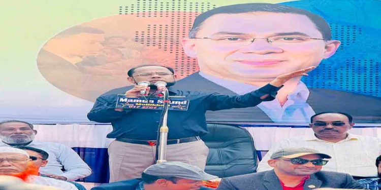 ভালুকায় বিএনপির ৩১ দফা রাষ্ট্রকাঠামো মেরামত কর্মসূচি তুলে ধরতে উঠান বৈঠক ও শাড়ি–লুঙ্গি বিতরণ