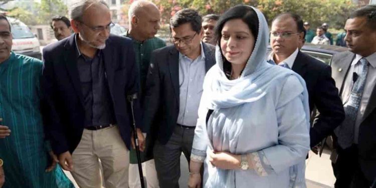 হাসপাতাল থেকে মায়ের বাসায় জুবাইদা রহমান