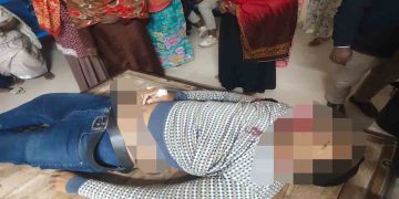 গোমস্তাপুরে চলন্ত ট্রাকের ধাক্কায় দুই জনের মৃত্যু