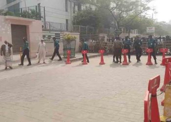 এভারকেয়ার হাসপাতালে নিরাপত্তা জোরদার, বসানো হয়েছে ব্যারিকেড