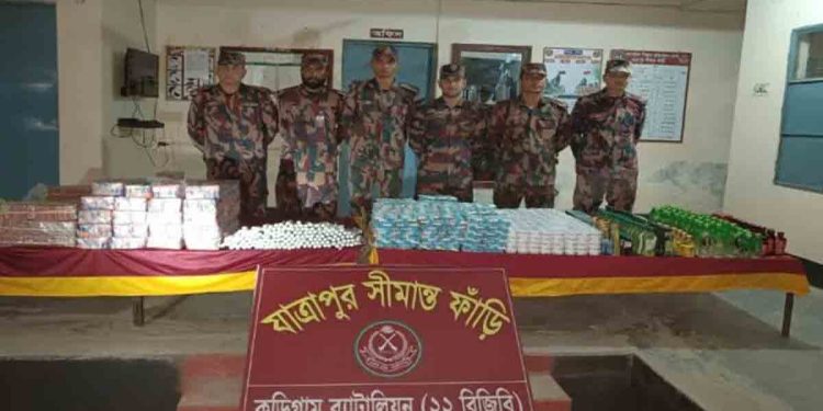 কুড়িগ্রাম সীমান্তে বিজিবির হাতে চোরাচালানি পণ্য জব্দ, আটক ১