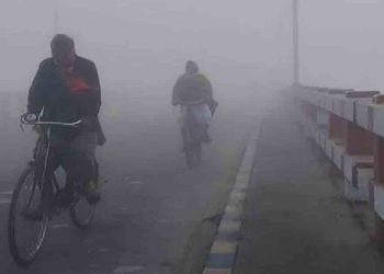 তীব্র শীত ও হিম শীতল বাতাসে জবুথবু কুড়িগ্রামের জনপদ