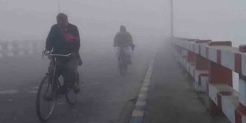 তীব্র শীত ও হিম শীতল বাতাসে জবুথবু কুড়িগ্রামের জনপদ