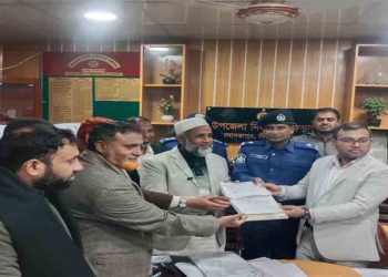 মনোনয়নপত্র দাখিল করলেন চাঁপাইনবাবগঞ্জ- ২ আসনে ড. মিজানুর রহমান