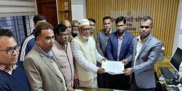 চাঁপাইনবাবগঞ্জ-১ আসনে বিএনপি’র মনোনীত প্রার্থীর মনোনয়ন দাখিল