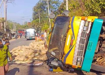 রাঙ্গামাটিতে পণ্যবাহী ট্রাকচাপায় সিএনজির নারী যাত্রী নিহত