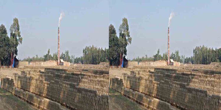 কুড়িগ্রামে অভিযান ও জরিমানায় বন্ধ হয়নি একটিও ইটভাটা, ছাড়পত্র ছাড়াই চলছে ৭০টি