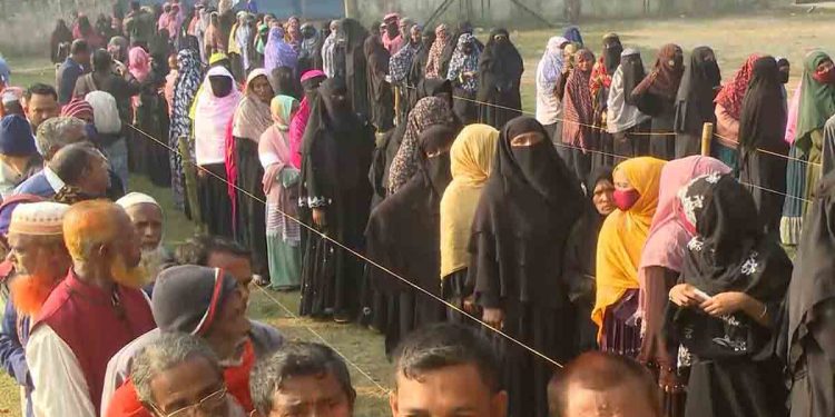 ৩৬ হাজার কেন্দ্রে দুপুর ২টা পর্যন্ত ভোট পড়েছে ৪৭.৯১ শতাংশ