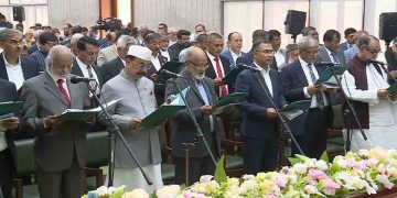 শপথ নিলেন বিএনপির নবনির্বাচিত এমপিরা