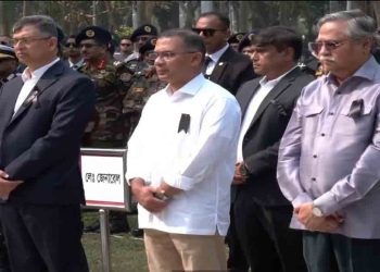 পিলখানা ট্র্যাজেডির শহীদদের প্রতি রাষ্ট্রপতি ও প্রধানমন্ত্রীর শ্রদ্ধা