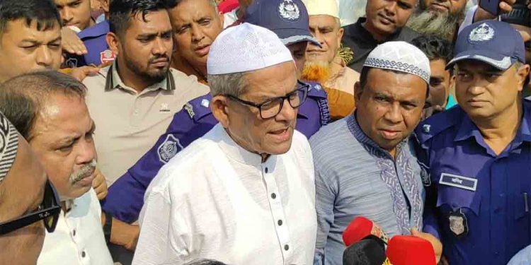 গণতন্ত্রকে প্রাতিষ্ঠানিক রূপ দেওয়াই বর্তমান সরকারের প্রধান লক্ষ্য: স্থানীয় সরকার মন্ত্রী মির্জা ফখরুল