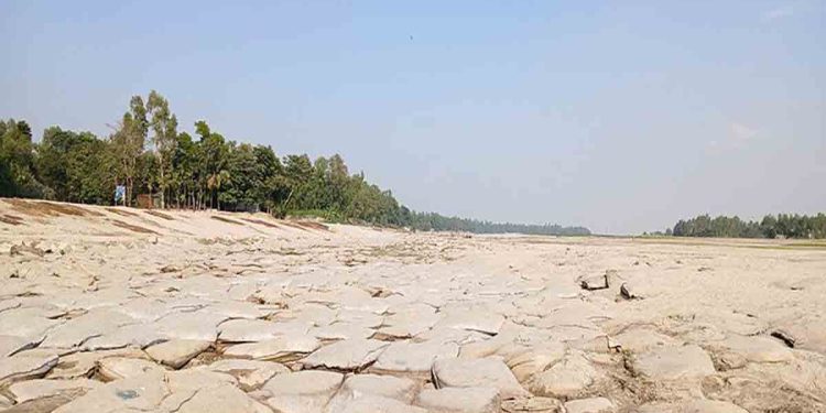 অস্তিত্বহীনতায় কুড়িগ্রামের ১১ নদ-নদী, সংকটে নদী কেন্দ্রীয় জীব বৈচিত্র্য