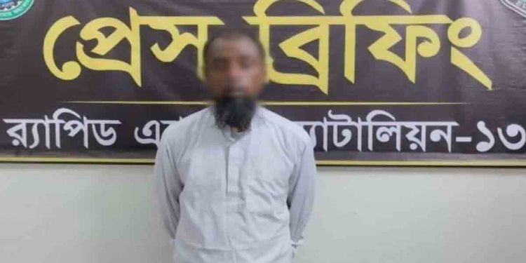 কুড়িগ্রামে বোনকে কুপ্রস্তাবের প্রতিবাদে বড় বোন হত্যা: প্রধান আসামি র‍্যাবের হাতে গ্রেফতার