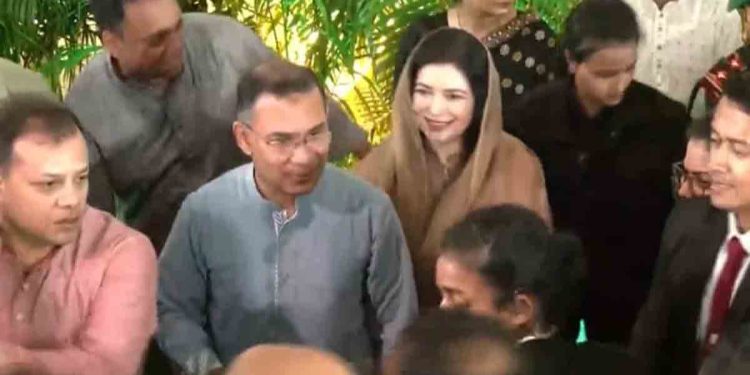 যমুনায় প্রধানমন্ত্রীর ঈদ শুভেচ্ছা বিনিময়