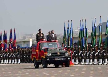 দেড়যুগ পর স্বাধীনতা দিবসে বর্ণাঢ্য কুচকাওয়াজ