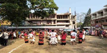 পাহাড়ে বর্ণিল আয়োজনে শুরু হয়েছে বৈসাবি উৎসব