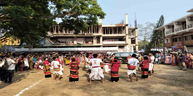 পাহাড়ে বর্ণিল আয়োজনে শুরু হয়েছে বৈসাবি উৎসব