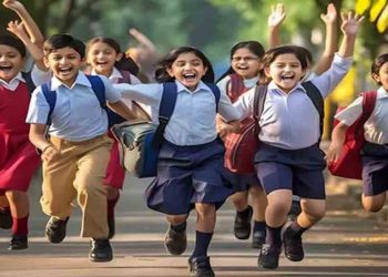 টানা ৩ দিনের ছুটি আসছে শিক্ষাপ্রতিষ্ঠানে