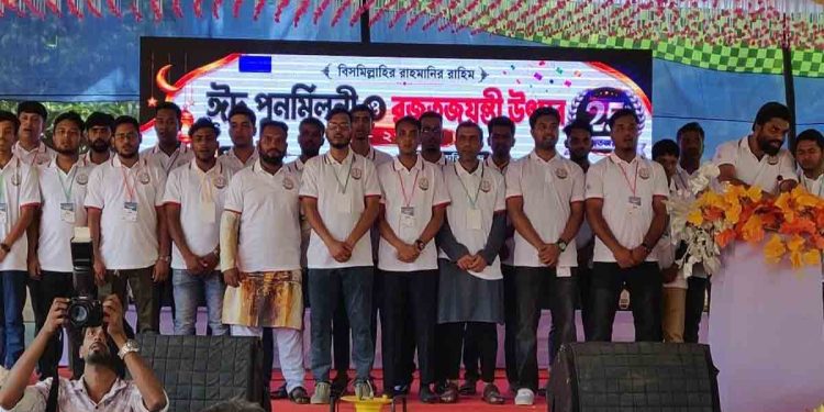 শিবগঞ্জে মনি ক্যাডেট ইংলিশ একাডেমির ঈদ পূর্ণমিলনী ও রজত জয়ন্তী উৎসব