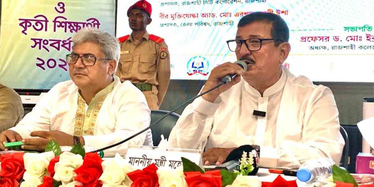 যে জাতি তার গর্বিত সন্তানদের স্বীকৃতি দেয় না, সে জাতি কখনো উন্নতি করতে পারে না: ভূমি মন্ত্রী