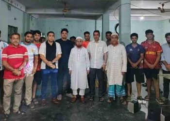 ফুটবল বিশ্বকাপকে ঘিরে ভালুকা পৌরসভার ৯টি ওয়ার্ডে ২৬টি প্রজেক্টর বিতরণ করলেন আলহাজ্ব হাতেম খান