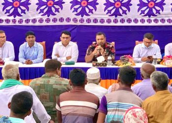 চরাঞ্চলের দুঃখ-দুর্দশা শুনলেন জেলা প্রশাসক, সীমান্তে পুশ-ইন ঠেকাতে সতর্ক থাকার আহ্বান