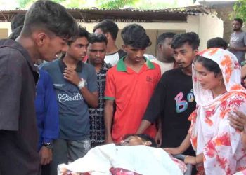 চাঁপাইনবাবগঞ্জে বন্ধুর ছুরিকাঘাতে যুবক নিহত