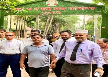 আলোচিত ধর্ষণ মামলার রায়: বেকসুর খালাস ফাদার প্রদীপ গ্রেগরী