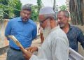রাস্তা দখল করে ভবন নির্মাণের অভিযোগ পরিদর্শনে আরডিএ চেয়ারম্যান