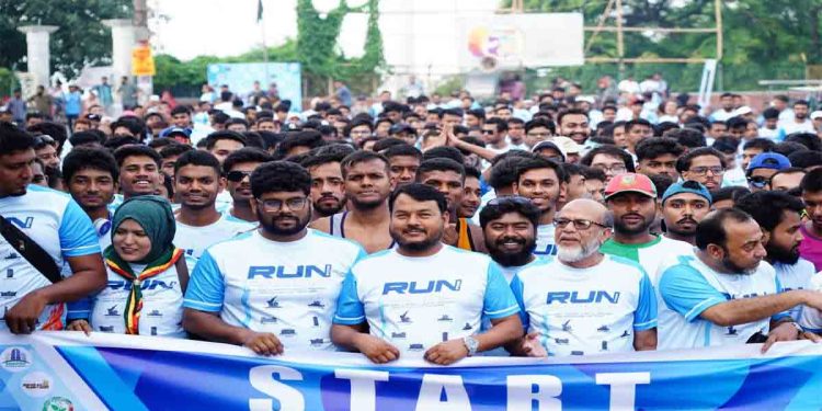 পদ্মা নদী রক্ষায় রাজশাহীতে ‘রান ফর পদ্মা’ মিনি ম্যারাথন অনুষ্ঠিত