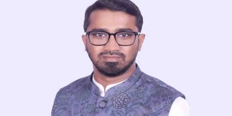 প্রধানমন্ত্রীর রাজনৈতিক সহকারী হলেন রাশেদ খাঁন