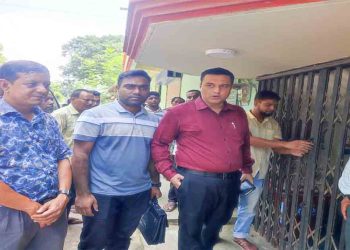গোদাগাড়ীতে অনিয়মের অভিযোগে ‘সেবা ক্লিনিক’ সিলগাল