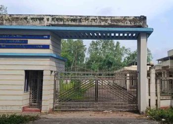 ৪ বছর ধরে তালাবদ্ধ কৃষিপণ্য প্রক্রিয়াজাতকরণ কেন্দ্র, সুবিধা বঞ্চিত কুড়িগ্রামের কৃষকেরা