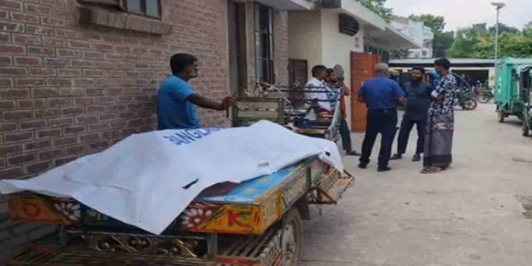 চাঁপাইনবাবগঞ্জে ইটভাটা থেকে যুবকের মরদেহ উদ্ধার করেছে পুলিশ