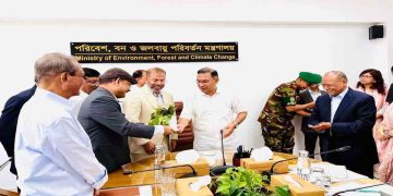 পরিবেশ রক্ষায় কর্মকর্তাদের সক্রিয় হওয়ার নির্দেশ প্রধানমন্ত্রীর