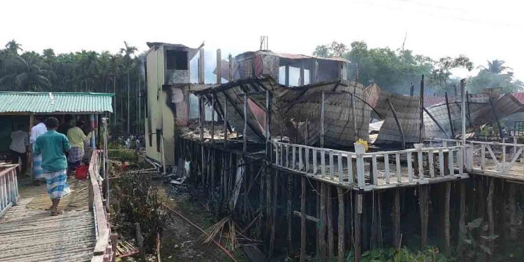 কক্সবাজারে টুপটুপ রিসোর্টে ১০ প্রাণহানির ঘটনায় মামলা